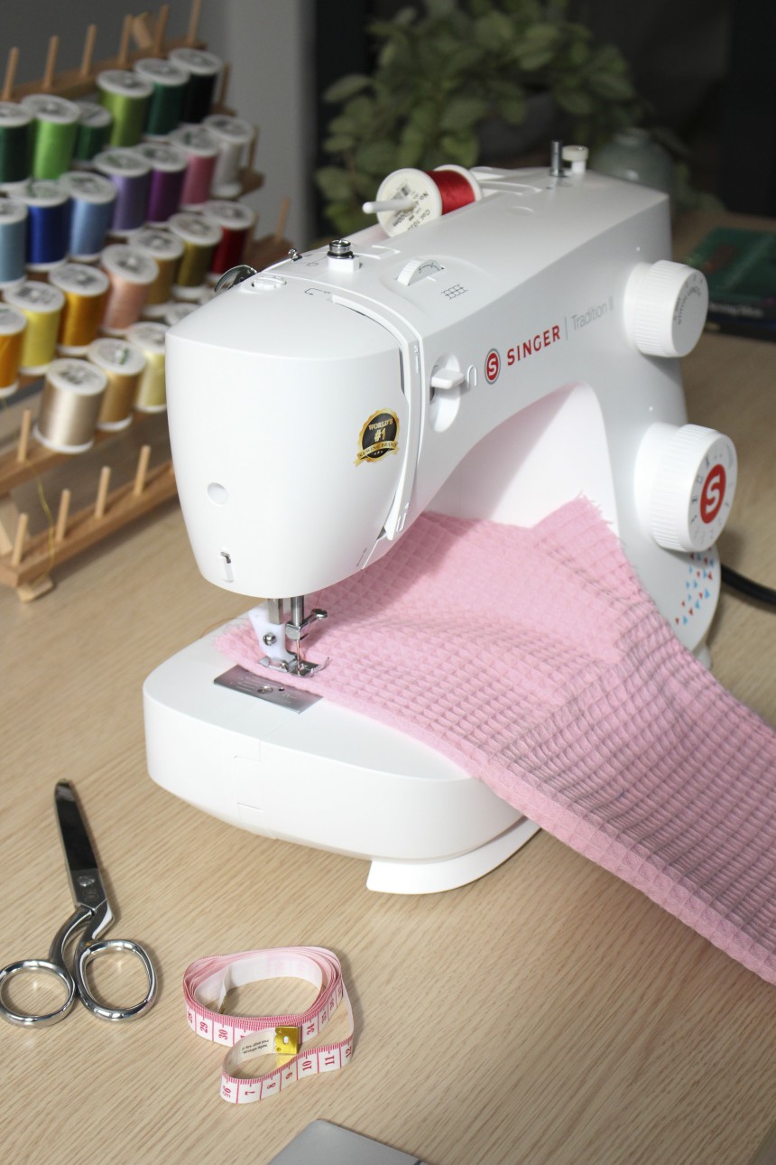 Máquina de costura Singer Tradition 2